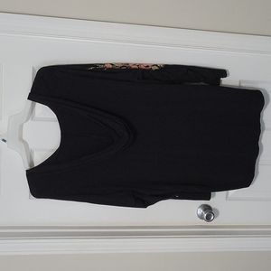 hooded long sleeve black top